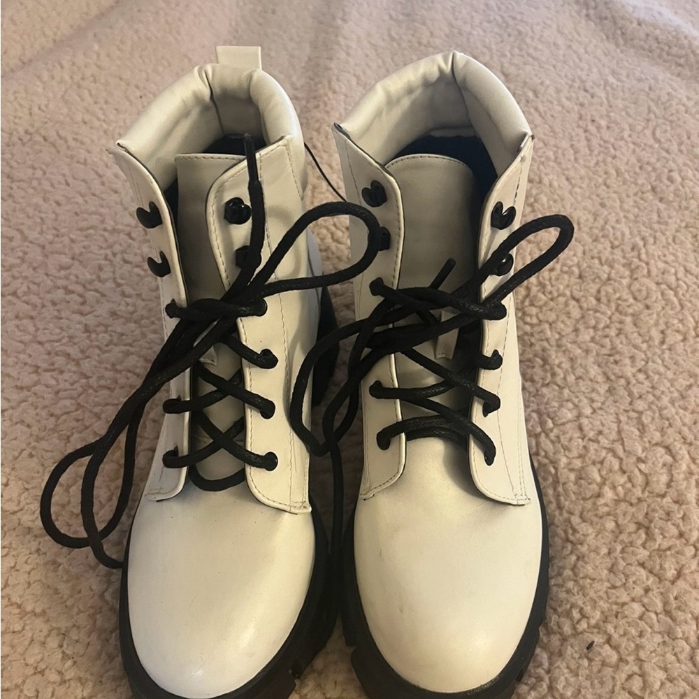 Forever 21 White and Black Ankle Boots
